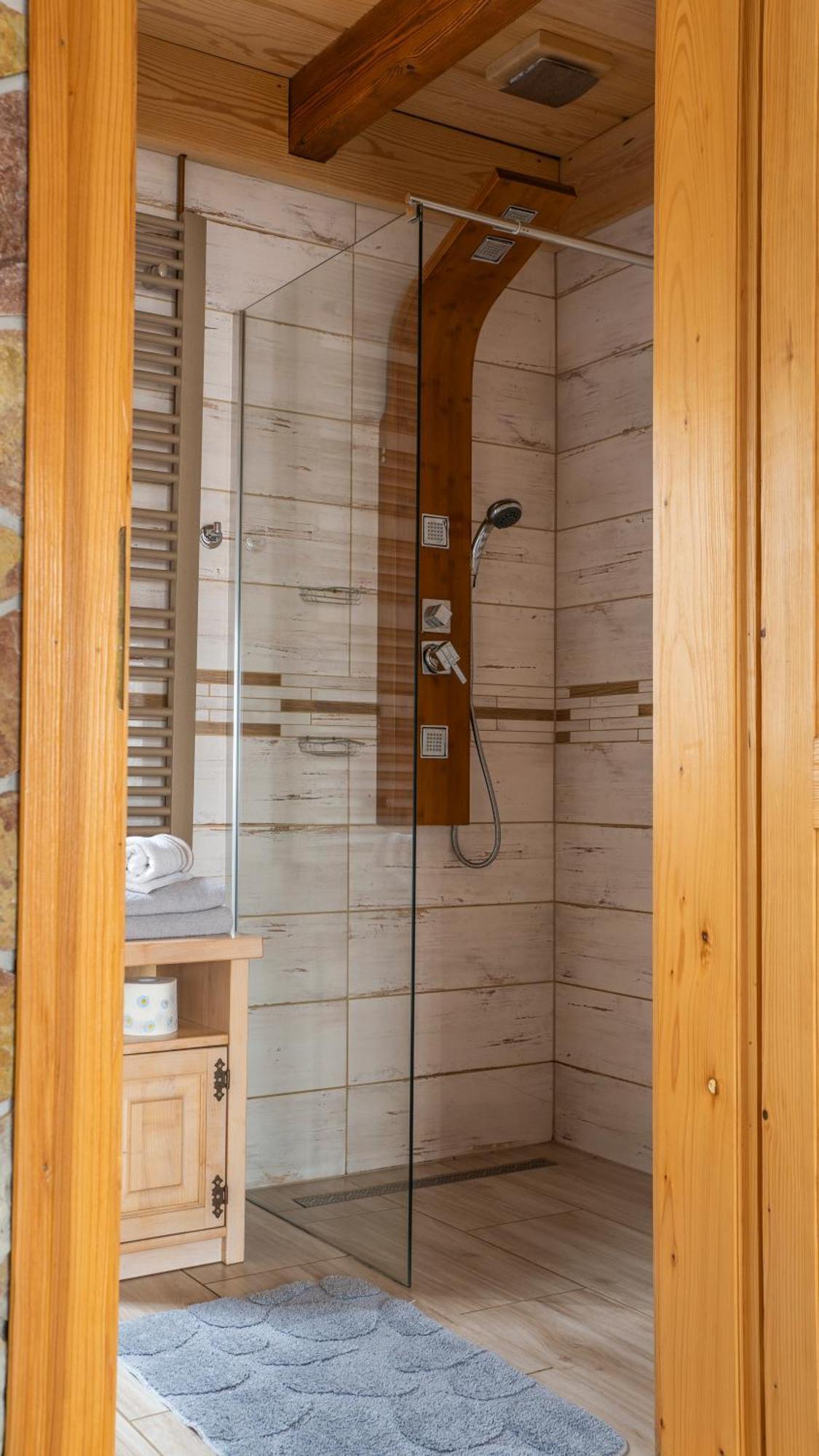 Jaworowa Osada Chalet *