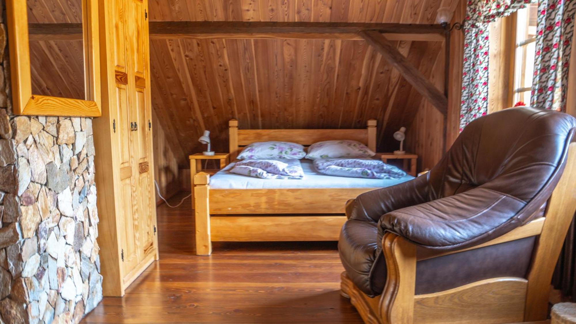 Jaworowa Osada Chalet *